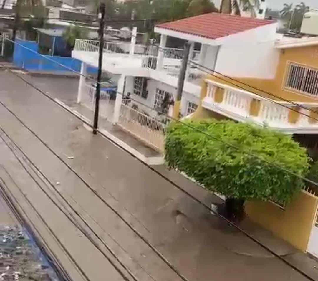 Reportan Vecinos De La Colonia Pancho Villa Inundaciones Luz Noticias