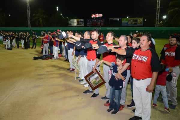 79 equipos inician temporada de softbol 2016