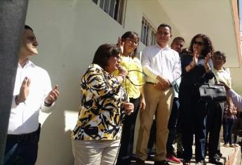 Imelda Castro se registra por alcaldía de Culiacán