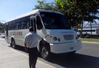 Detectan borracho a chofer de camión urbano