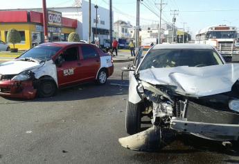 Carambola deja tres lesionados en Mazatlán