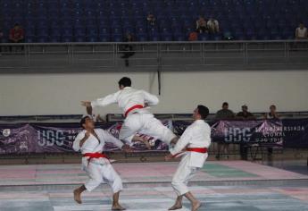 Sinaloa 1er lugar en karate varonil y femenil