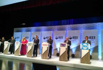 Llueven “dimes y diretes” en segundo debate de candidatos