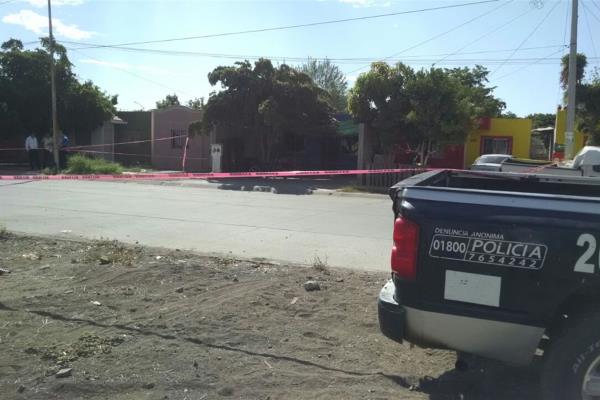 Localizan a dos personas sin vida en una vivienda