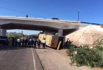 Sube a 4 la cifra de muertos en camionazo de Guaymas