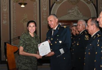 Sedena reconoce a Itzel Manjarrez