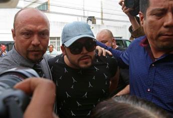 Paga Gerardo Ortiz fianza de 50 mil pesos y queda libre