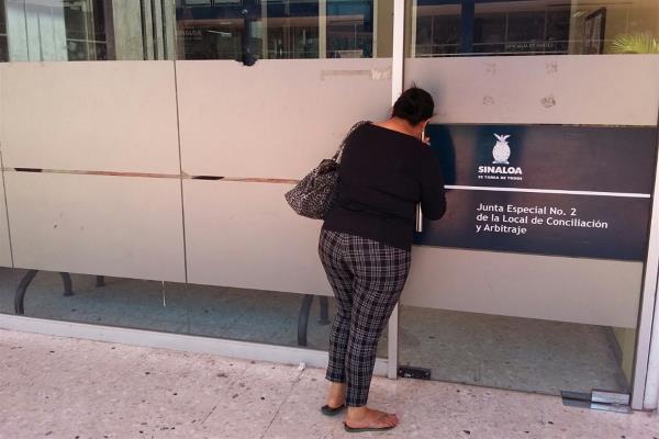 Personal de guardia de la JCyA se niega a atender a ciudadanos
