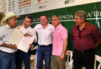 Entregan 220 títulos de propiedad a campesinos en HZ