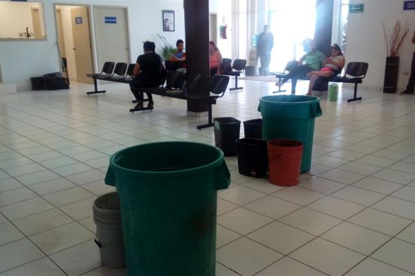 Lluvia deja filtraciones y goteras en el Uneme Cisame