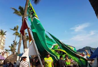 Cae otro paracaídas en Mazatlán