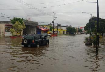 Lluvias de Newton dañaron 40 camiones en Los Mochis