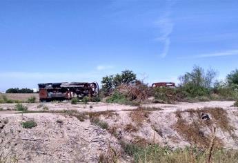 Localizan dos camionetas quemadas en Concheros