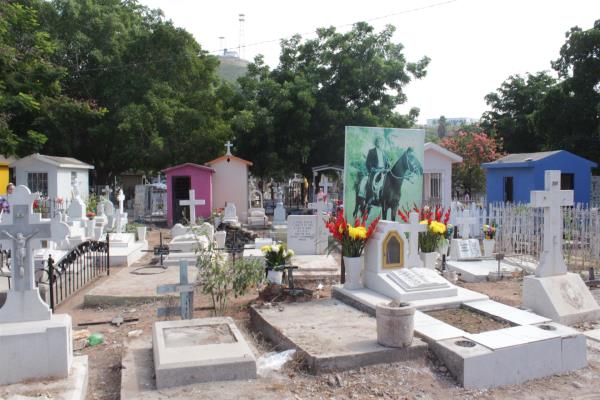 Desde este martes inició la conmemoración a los fieles difuntos
