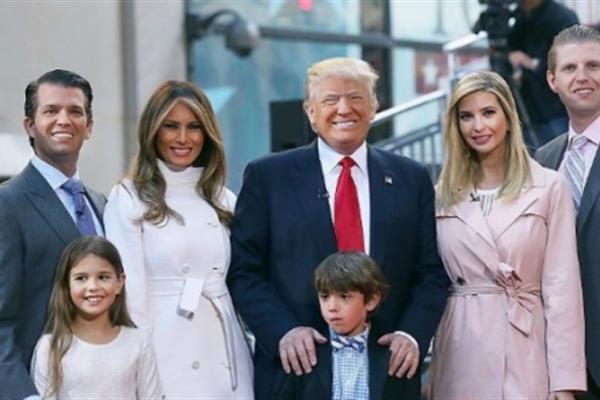 Trump emite su voto en Nueva York tras descalificar encuestas