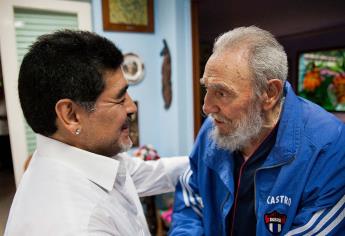 Maradona llora por muerte de Fidel Castro, “el más grande”