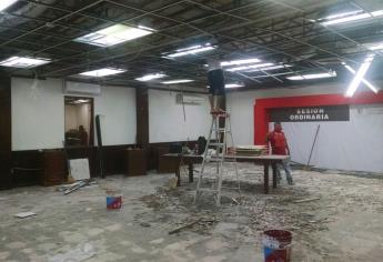 Remodelan salón de cabildo del Ayuntamiento de Ahome