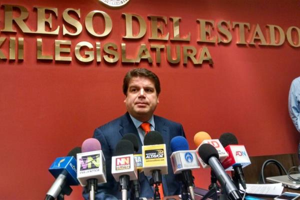 ISN es responsabilidad de Malova: Roberto Cruz