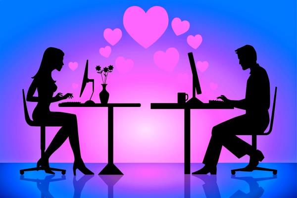 Redes sociales para infieles, la aventura de un encuentro sexual