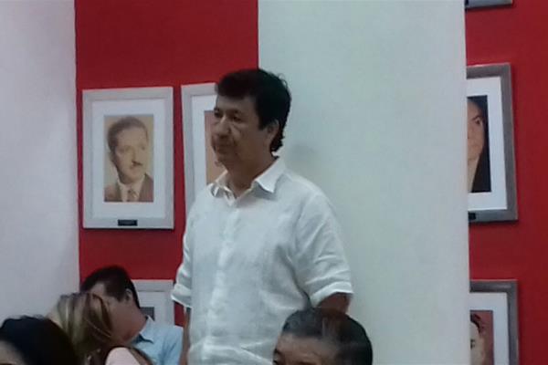 Oficial Mayor de Mazatlán responde a señalamientos de ambulantes