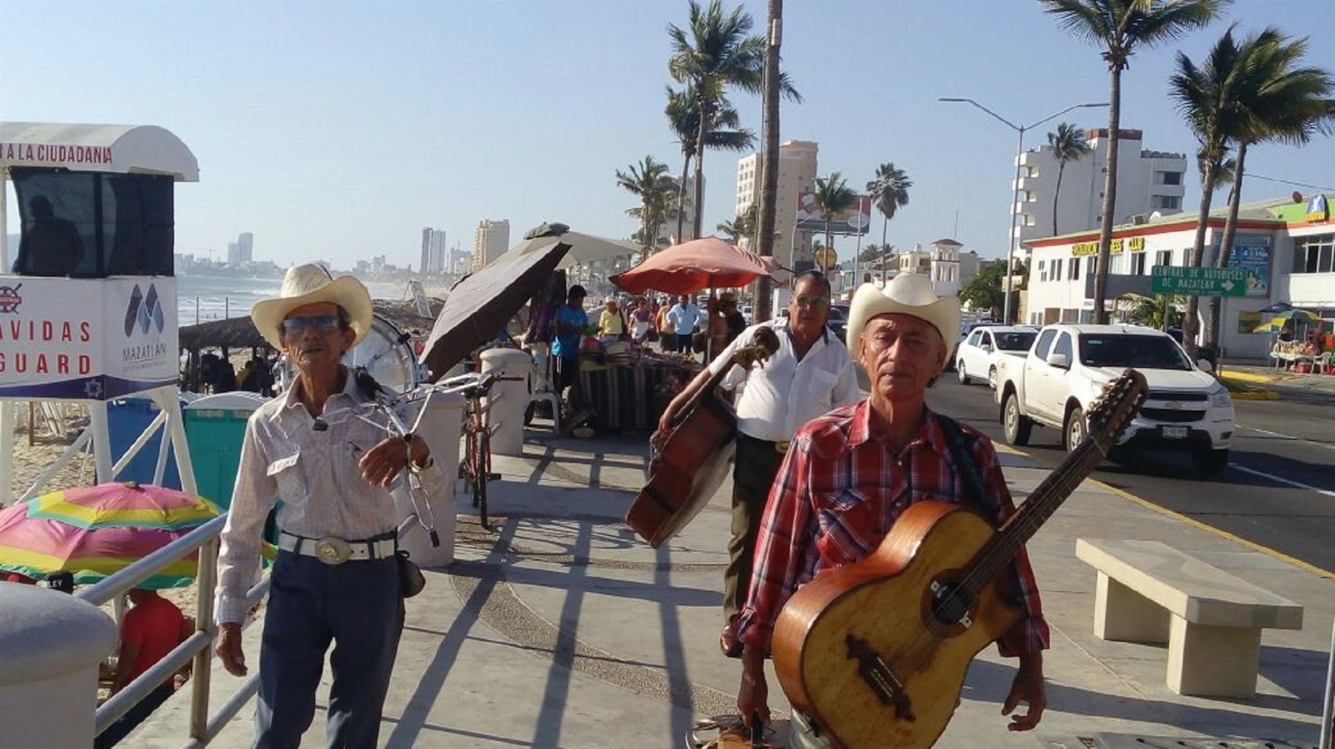 Resultado de imagen de musicos carnaval mazatlan