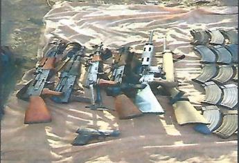 Militares aseguran camioneta y armamento en El Opochi, Sinaloa