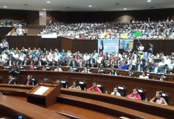 Exigen seguridad en Sinaloa diputados infantiles