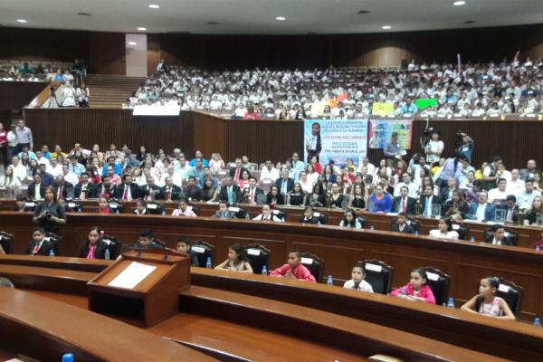 Exigen seguridad en Sinaloa diputados infantiles