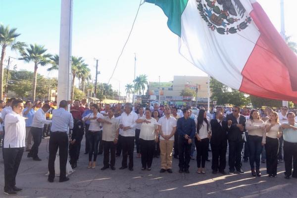 Conmemoran Día del Trabajo en Los Mochis