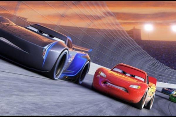 Lanzan tercer tráiler de Cars 3