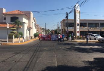 De nuevo vecinos de la Chapultepec protestan por el Par Vial