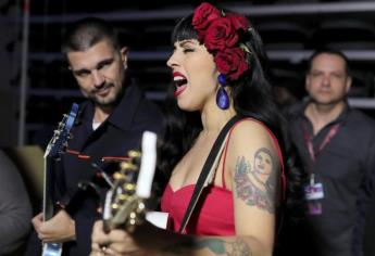 Mon Laferte anuncia nuevo disco y concierto masivo en Chile