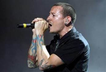 En funeral privado, despiden a Bennington