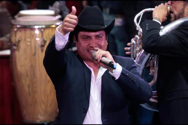 Contemplan sustituir a Julión Álvarez en La Voz Kids