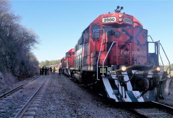 Deslaves en la sierra deja 230 pasajeros varados en Chihuahua