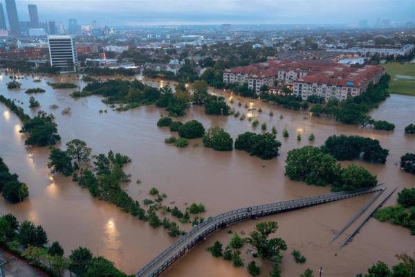 Houston bajo el agua tras paso devastador de Harvey
