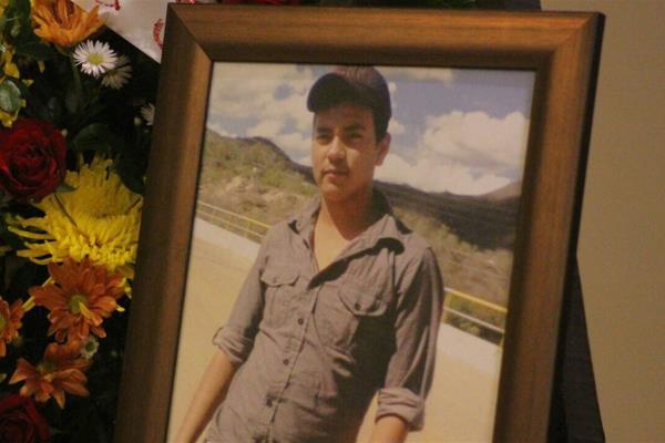 Rastreadoras dan el último adiós a Roberto Corrales