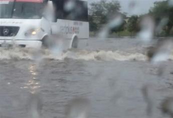 Lluvias afectan ruta La Lima, en Culiacán