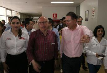 José Narro entrega remodelación del Hospital General de Los Mochis