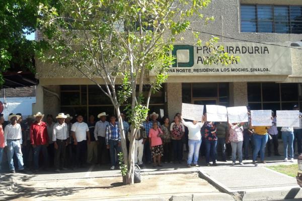Ejidatarios de El Pochotal se manifiestan la Procuraduría Agraria
