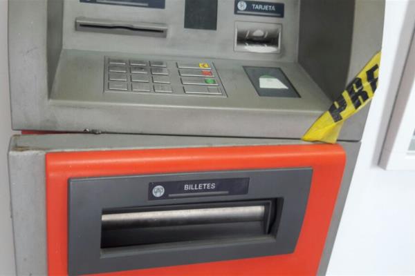 Intentan robarse cajero automático de banco en Los Mochis