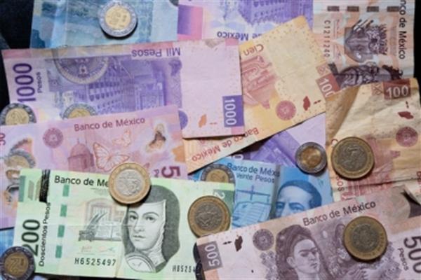 Revisar billetes y monedas evita ser víctima de la falsificación