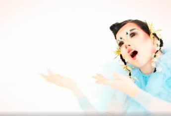 Björk estrena video Blissing me