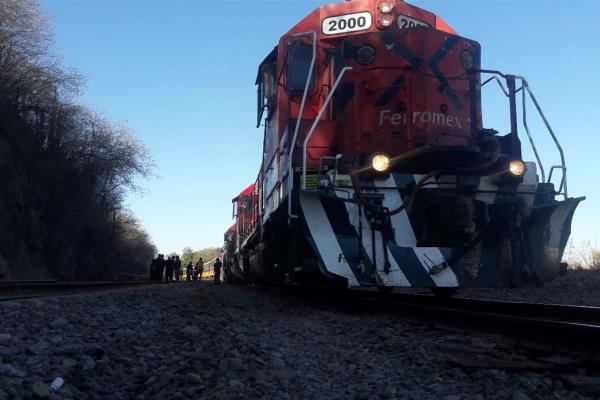 Tren le corta una pierna a jornalero agrícola en el Campo 35