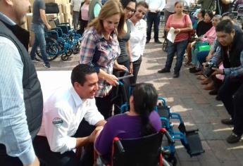 Entrega DIF Culiacán 90 sillas de ruedas