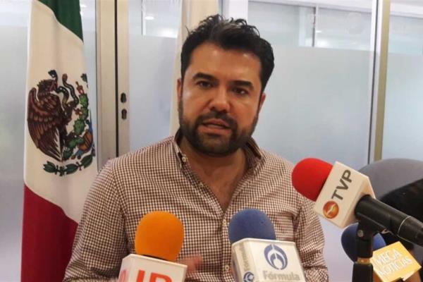 Cede CRE ante industriales; cambiará fórmula tarifaría de CFE
