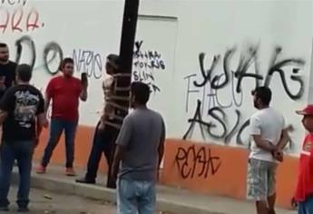 Atrapan ciudadanos a presunto asaltante y lo amarran a un poste