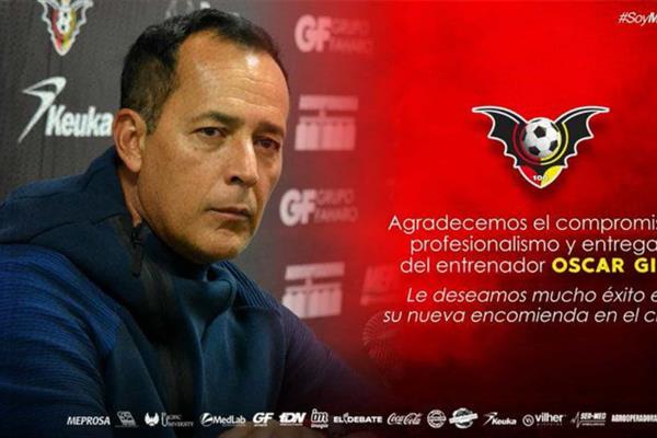 Oscar Gil deja el banquillo de Murciélagos