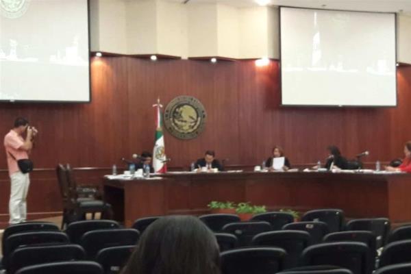 Llega al Congreso terna para Magistrado Anticorrupción