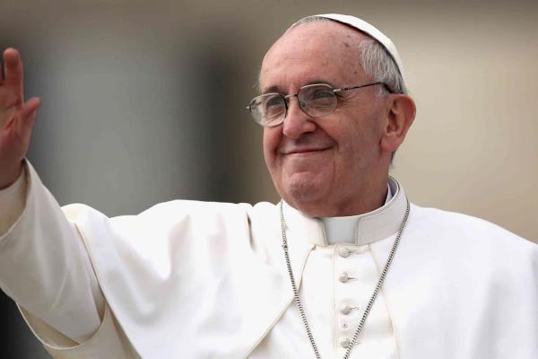 Las misas no se pagan, son gratis: Papa Francisco